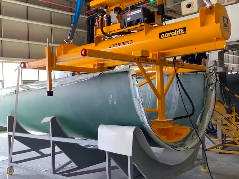 Vakuové manipulátory pro manipulaci s rotorovými listy větrných elektráren