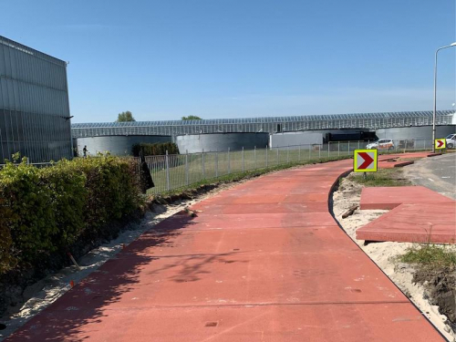 Vakuový manipulátor na betonové panely<br>Vakuový manipulátor pro manipulaci s betonovými panely, upravený pro připojení na vysokozdvižný vozík (příslušenství pro VZV).