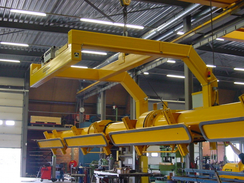 Vakuummanipulatoren für rotierende Betonprodukte
