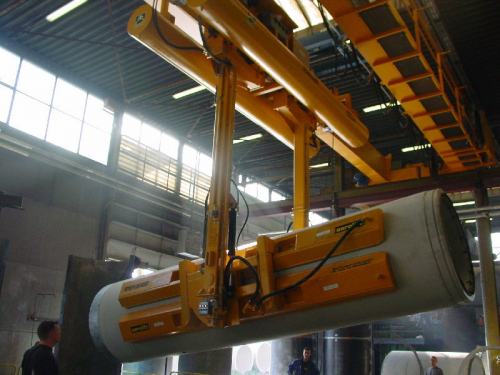 Vakuummanipulatoren für rotierende Betonprodukte