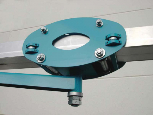 Dielenský portálový žeriav | Conncept.cz<br>Stacionárny dielenský žeriav - pojazdný vozík