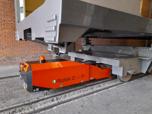 Elektrický tahač ROBIK Q130 Power<br />Tažení kolového vozu
