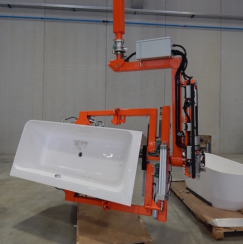 Průmyslové manipulátory pro manipulaci se sanitarní techniikou a keramickými výrobky<br>Otáčení vany pomocí přísavek pneumatického manipulátoru