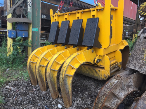 Hydraulické klešťové drapáky